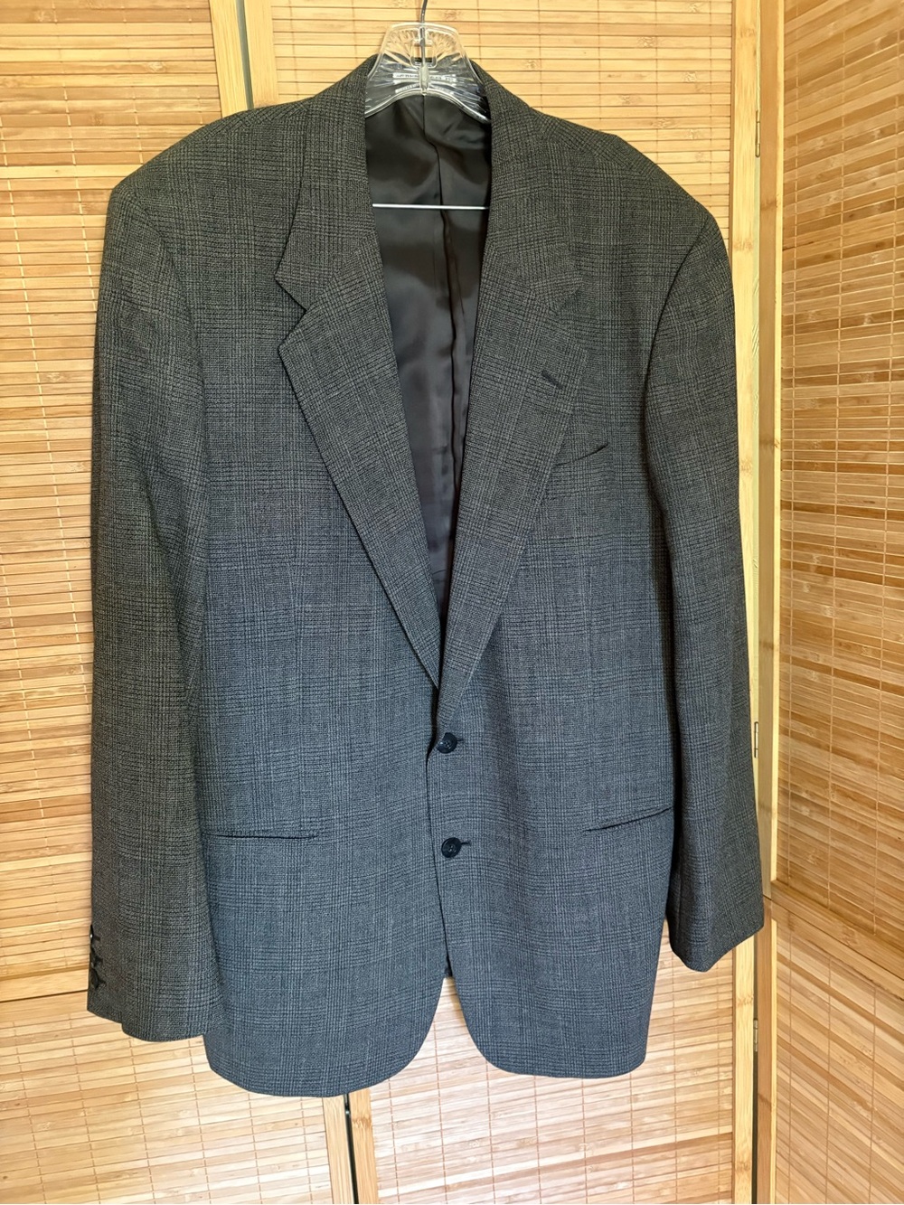 Andrew Fezza Charcoal Gray Wool 42L 
Two-Button Sport Coat Vintage 90s